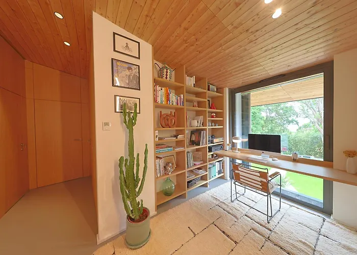 Spectaculaire D'architecte Avec Piscine A 2km Des Plages *